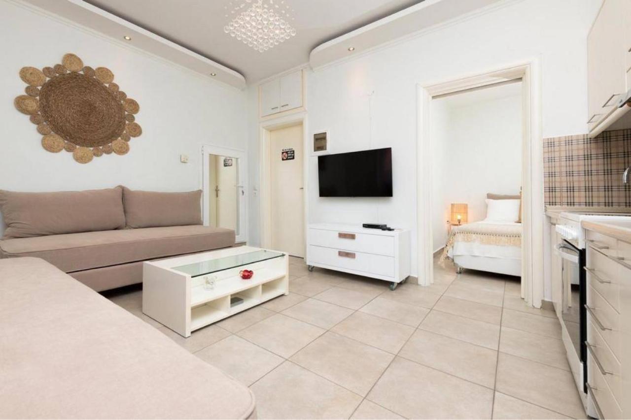 Konstantinou Deluxe Apartments Skála Marión Dış mekan fotoğraf
